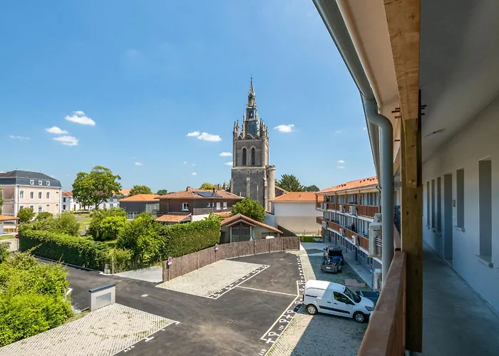 Appartamento Jade Et Elena-1 By Interhome