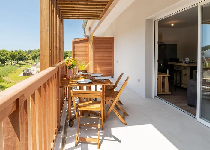 شقة Jade Et Elena-1 By Interhome